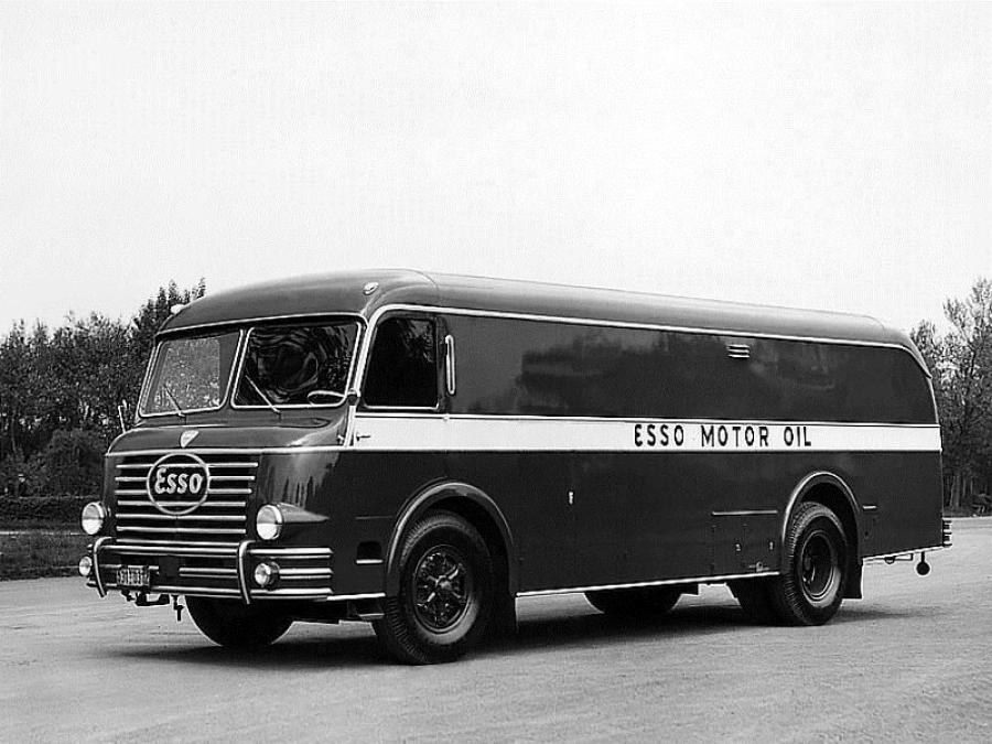  FAUN L7V Esso Servicewagen 1949 года  (фото 1 из 2)